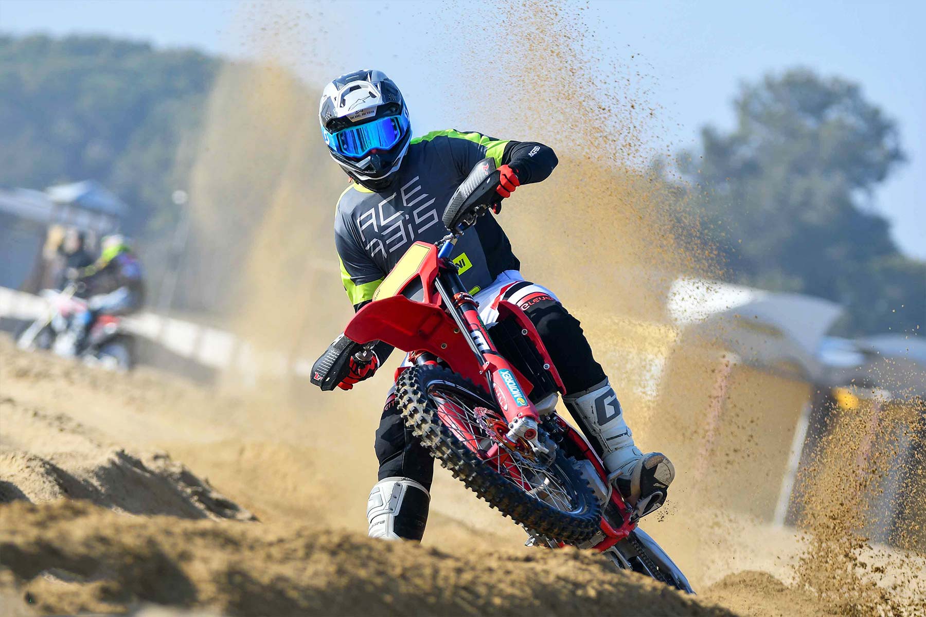 img-carousel-moto-05