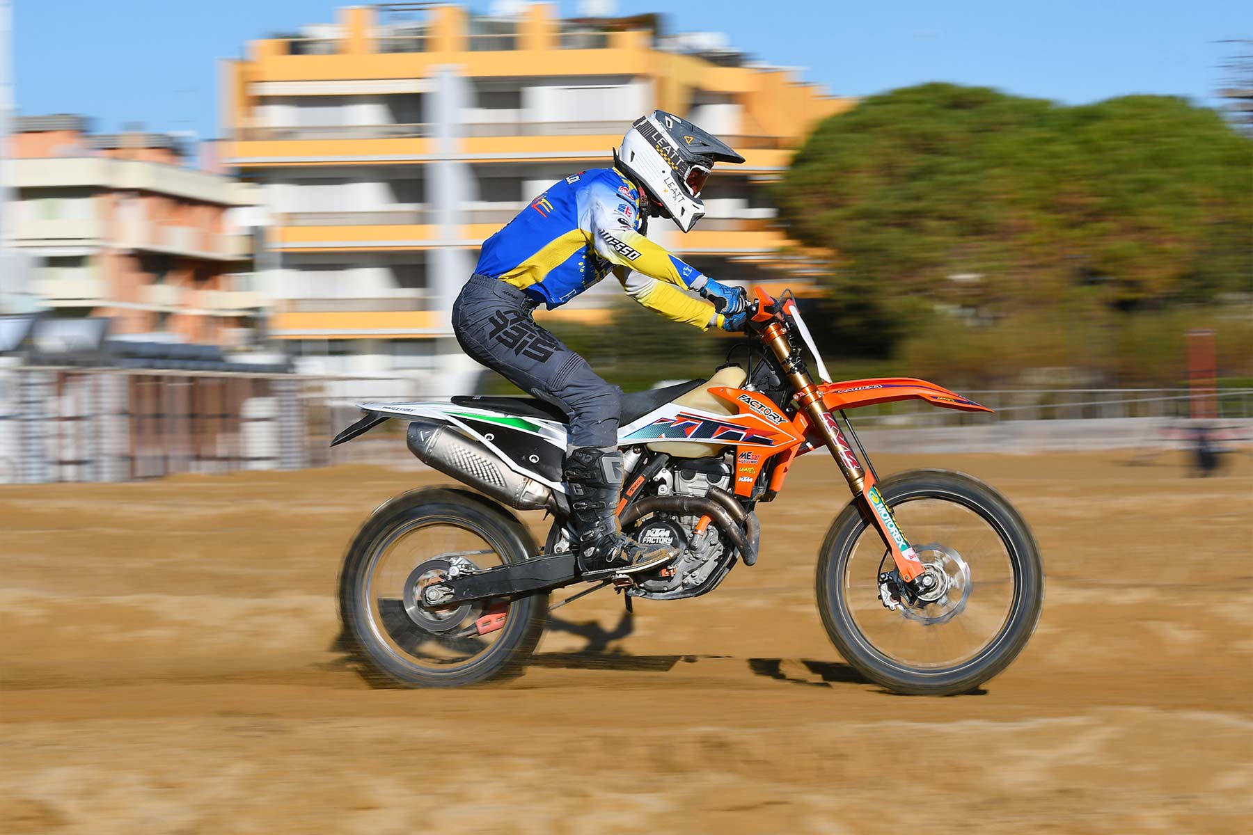img-carousel-moto-11